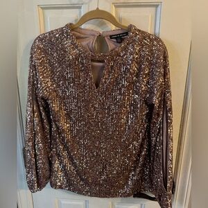 Cable & Guage Pink/Rose Sequin Top- never worn but no tags